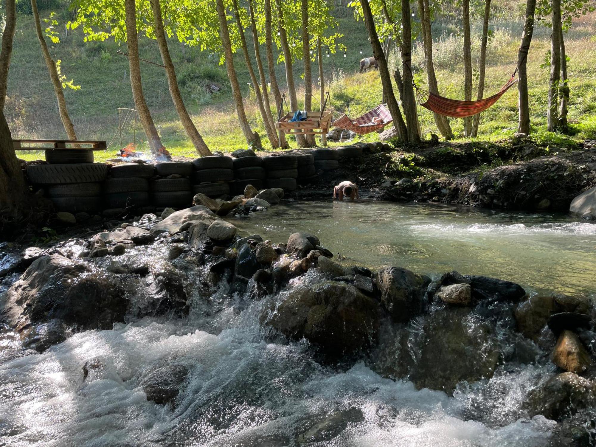 River Side Svaneti Местія Екстер'єр фото